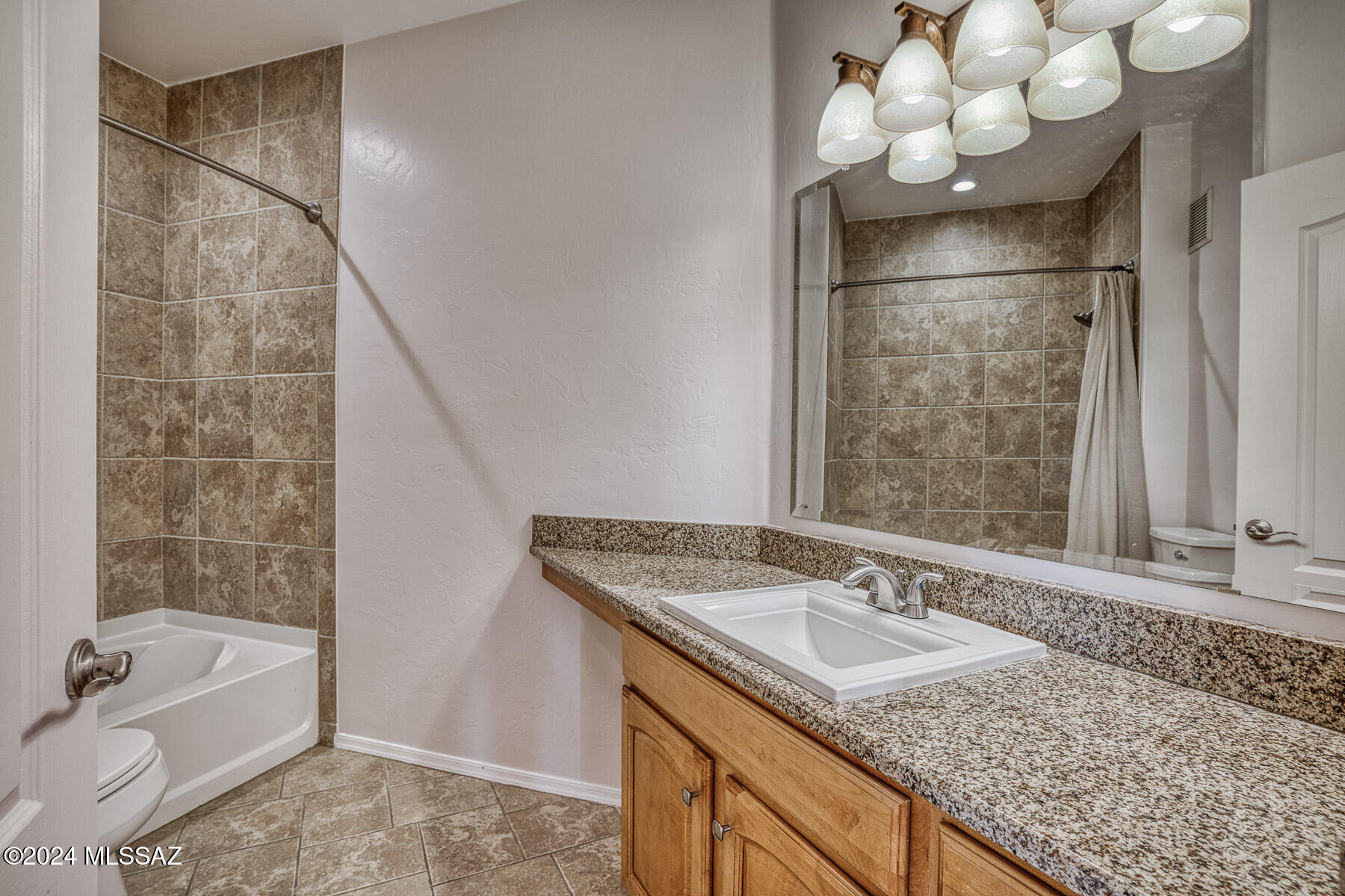 2550 East River Road, Unit 15304 Tucson, AZ 85718 - Photo 16 of 30