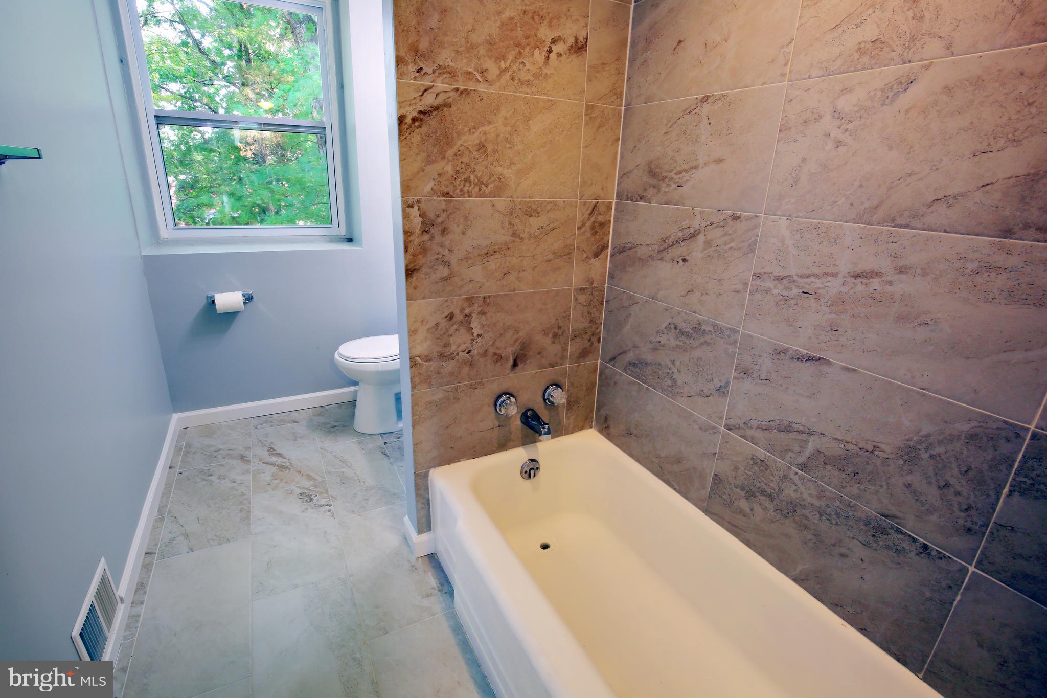 7708 Burnside Road Landover, MD 20785 - Photo 15 of 20 Bath