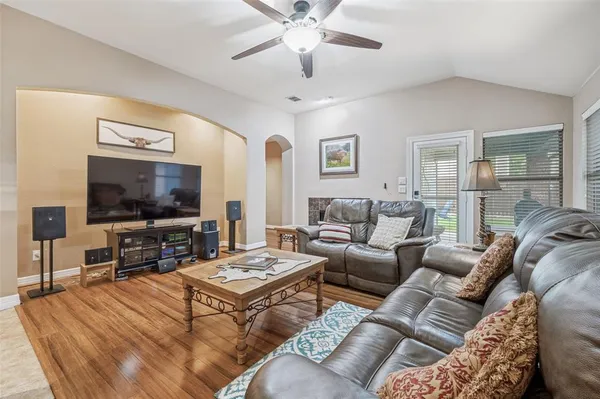 $348,000 | 412 Crossbill Lane, Little Elm, TX 75068