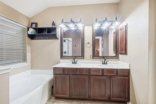 $348,000 | 412 Crossbill Lane, Little Elm, TX 75068