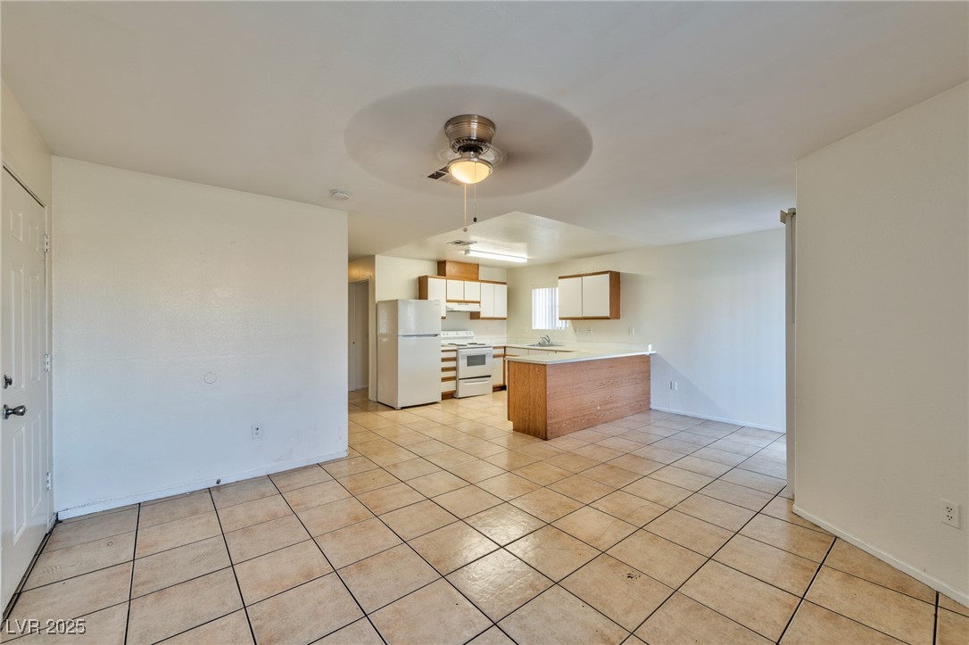 6983 Appleton Drive, Unit B Las Vegas, NV 89156 - Photo 3 of 15