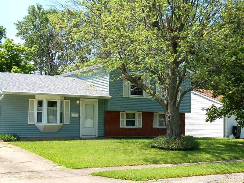 8315 Crousore Road Indianapolis, IN 46219 - Photo 1 of 18 Gallery Image 1