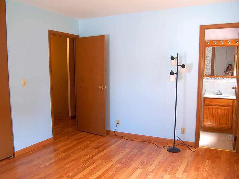 8315 Crousore Road Indianapolis, IN 46219 - Photo 12 of 18 Gallery Image 12