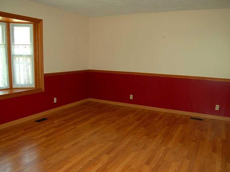 8315 Crousore Road Indianapolis, IN 46219 - Photo 4 of 18 Gallery Image 4