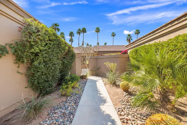 $569,000 | 76251 Poppy Lane, Palm Desert, CA 92211