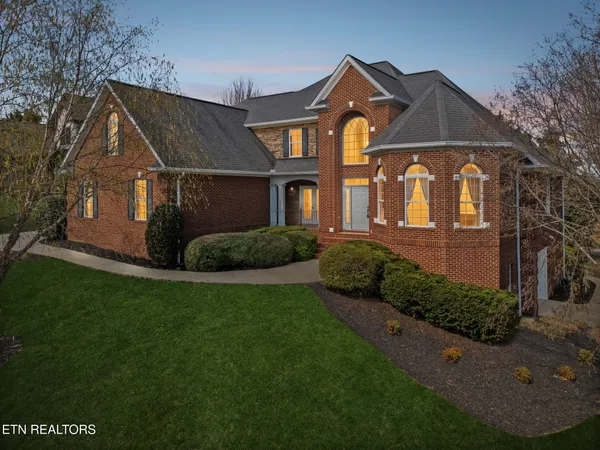 $1,100,000 | 1755 Inverness Drive, Maryville, TN 37801