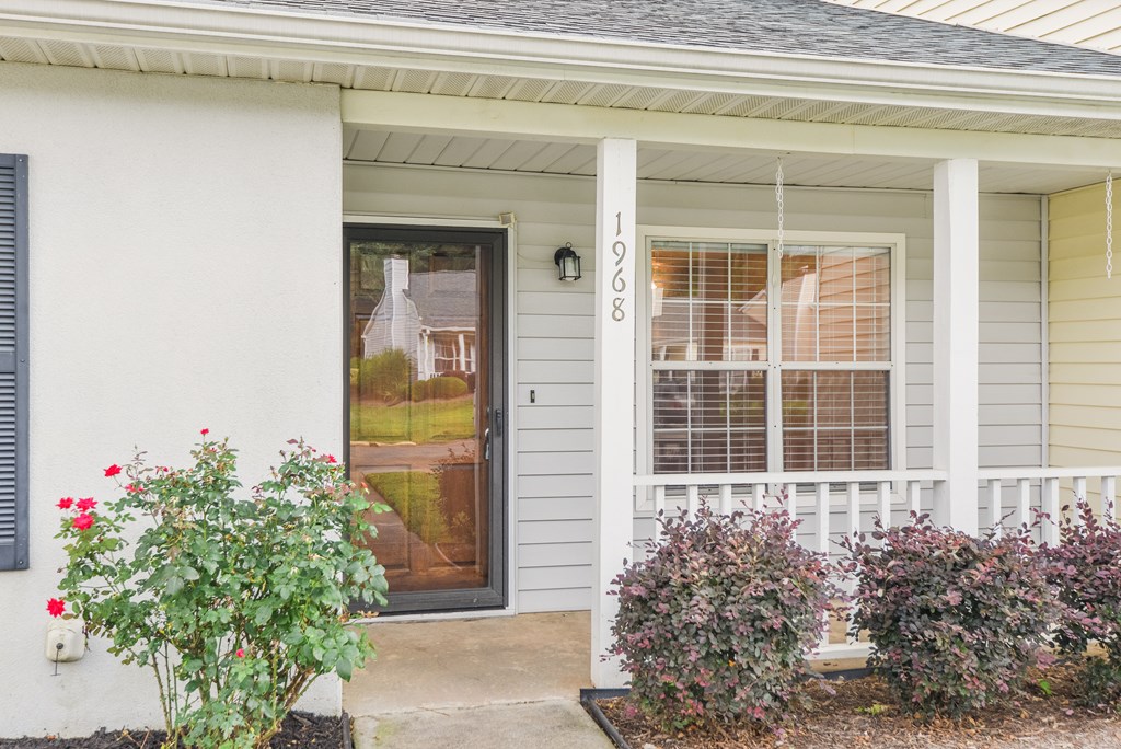 1968 Springchase Way Dalton, GA 30720 - Photo 3 of 34 Gallery Image 3