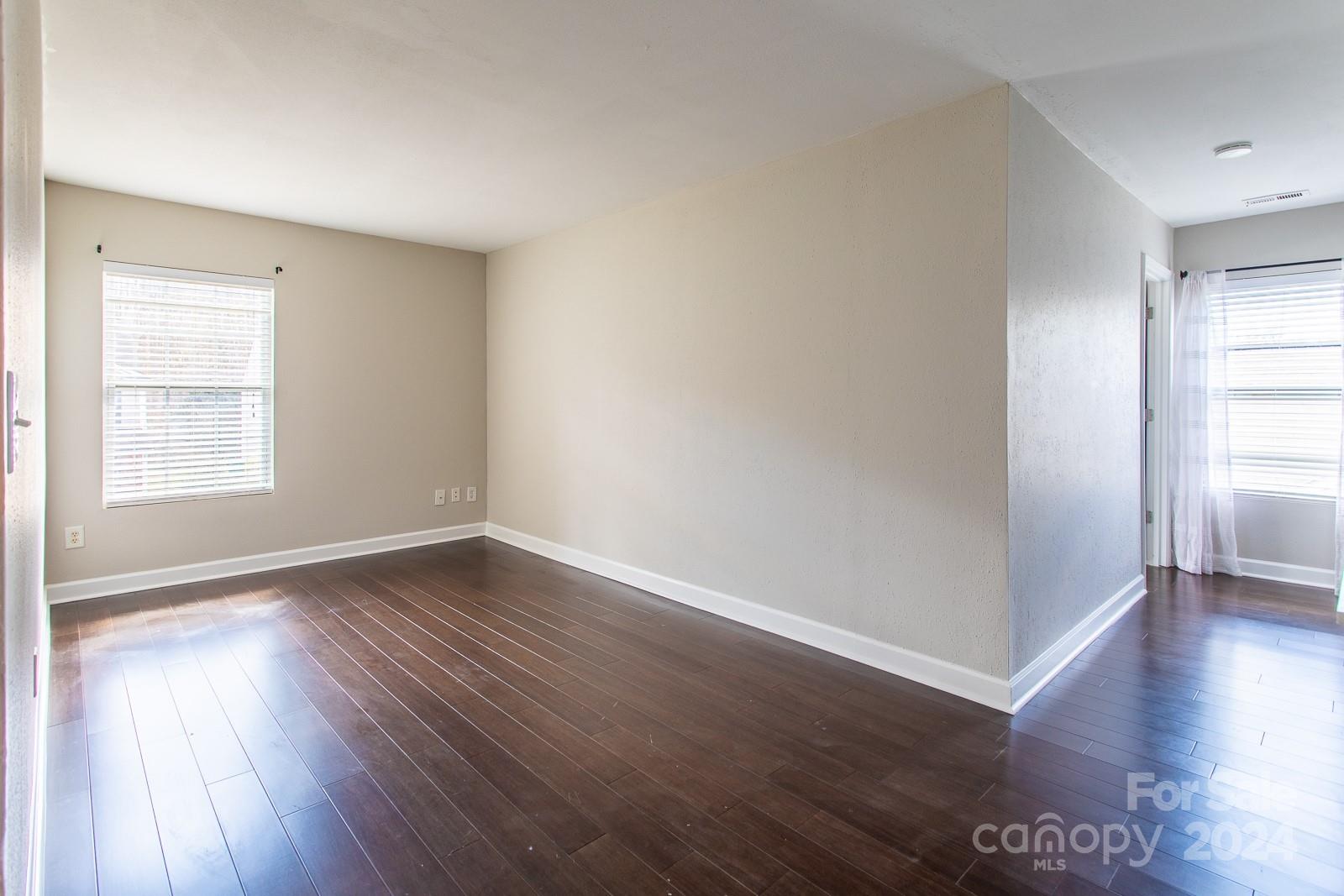 8731 Chalkstone Road Charlotte, NC 28216 - Photo 14 of 34