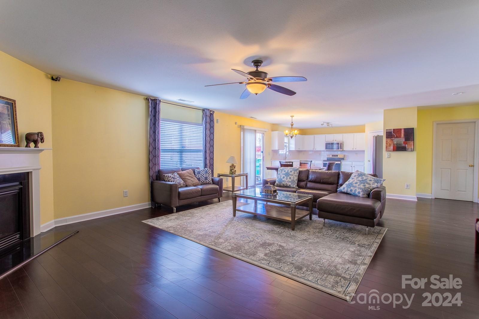 8731 Chalkstone Road Charlotte, NC 28216 - Photo 25 of 34