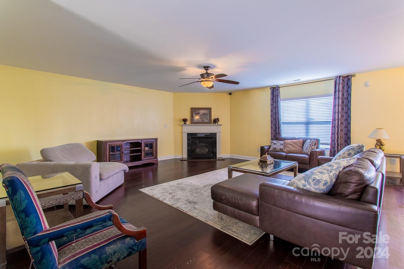 8731 Chalkstone Road Charlotte, NC 28216 - Photo 26 of 34