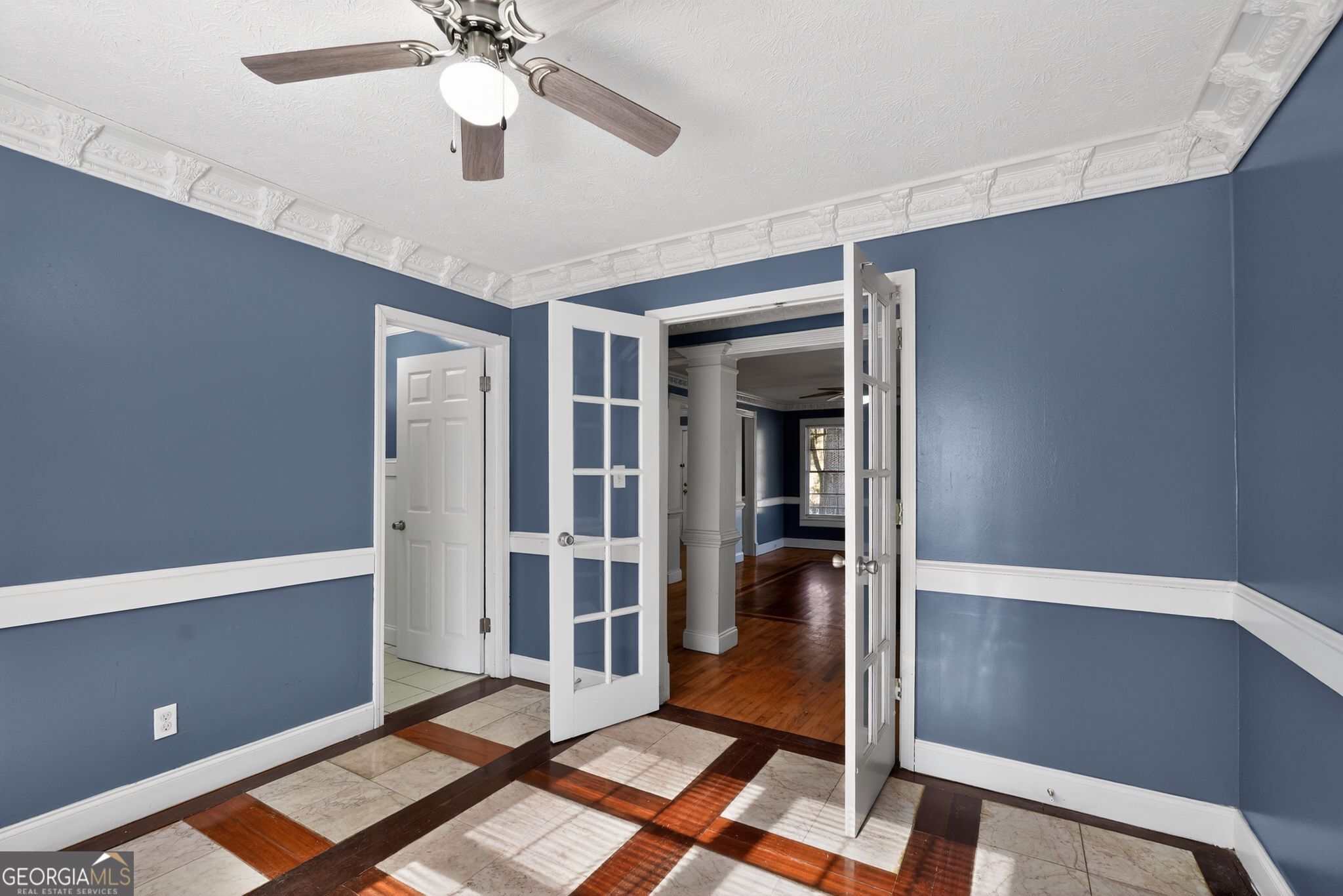 6581 Woodrow Road Lithonia, GA 30038 - Photo 11 of 34 a view of a workspace with furniture and entryway