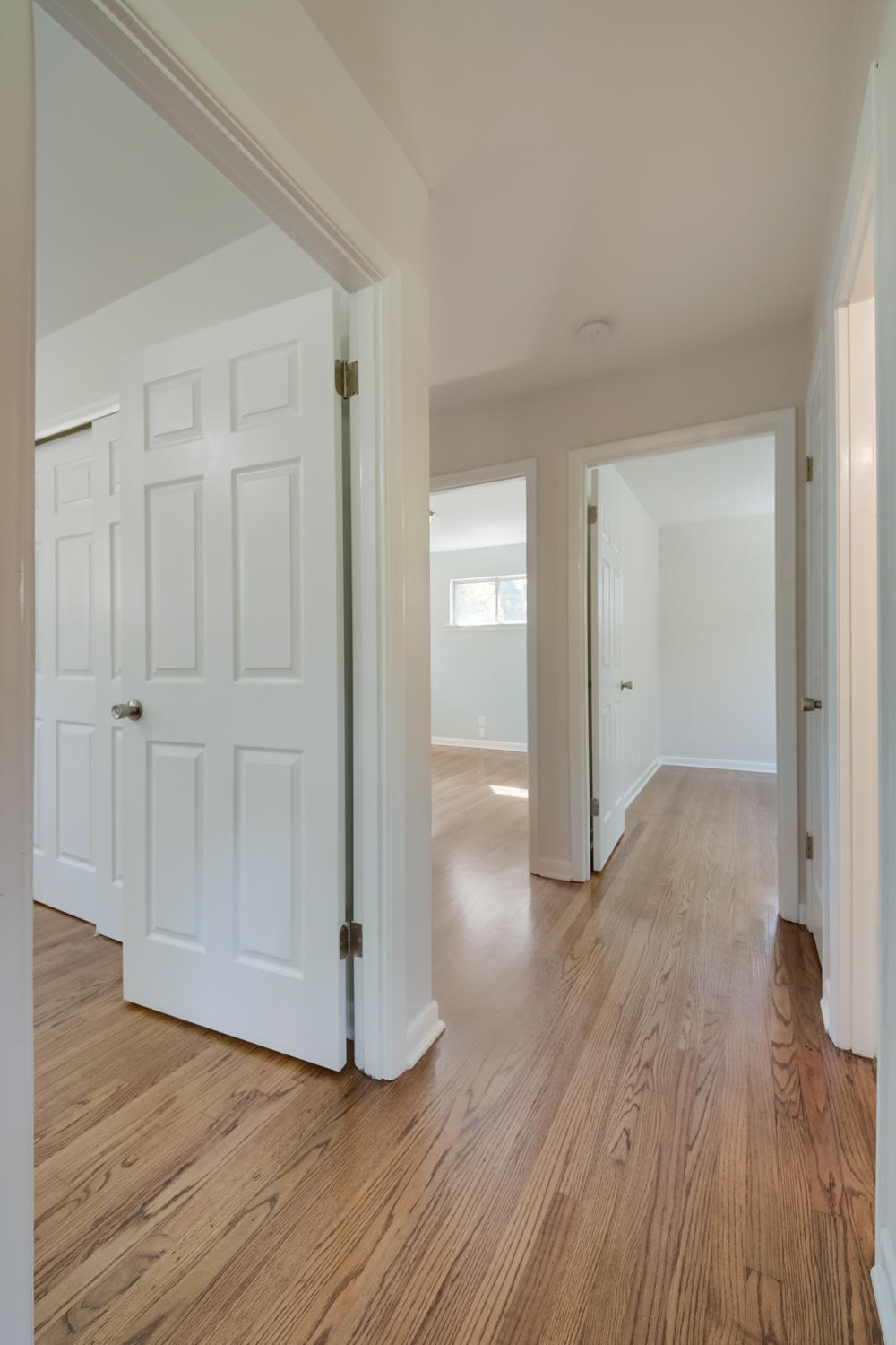 7644 Dewayne Road Chattanooga, TN 37416 - Photo 17 of 28 Back Hallway