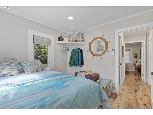 $695,000 | 4692 Northeast I Avenue, Neotsu, OR 97364