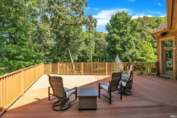 $1,799,900 | 21533 Golden Maple Court, South Bend, IN 46628