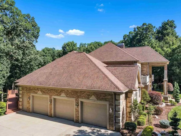 $1,799,900 | 21533 Golden Maple Court, South Bend, IN 46628