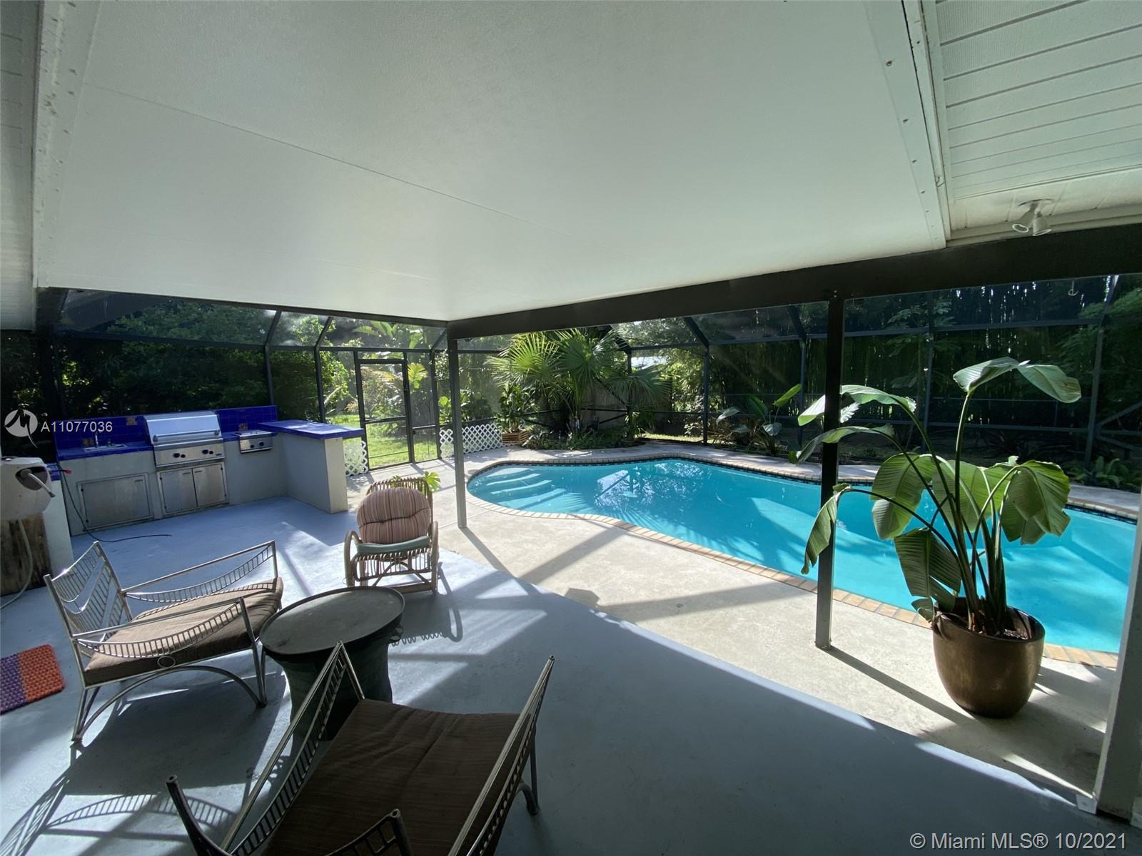 1684 Southwest College Street Stuart, FL 34997 - Photo 1 of 18 Gallery Image 1