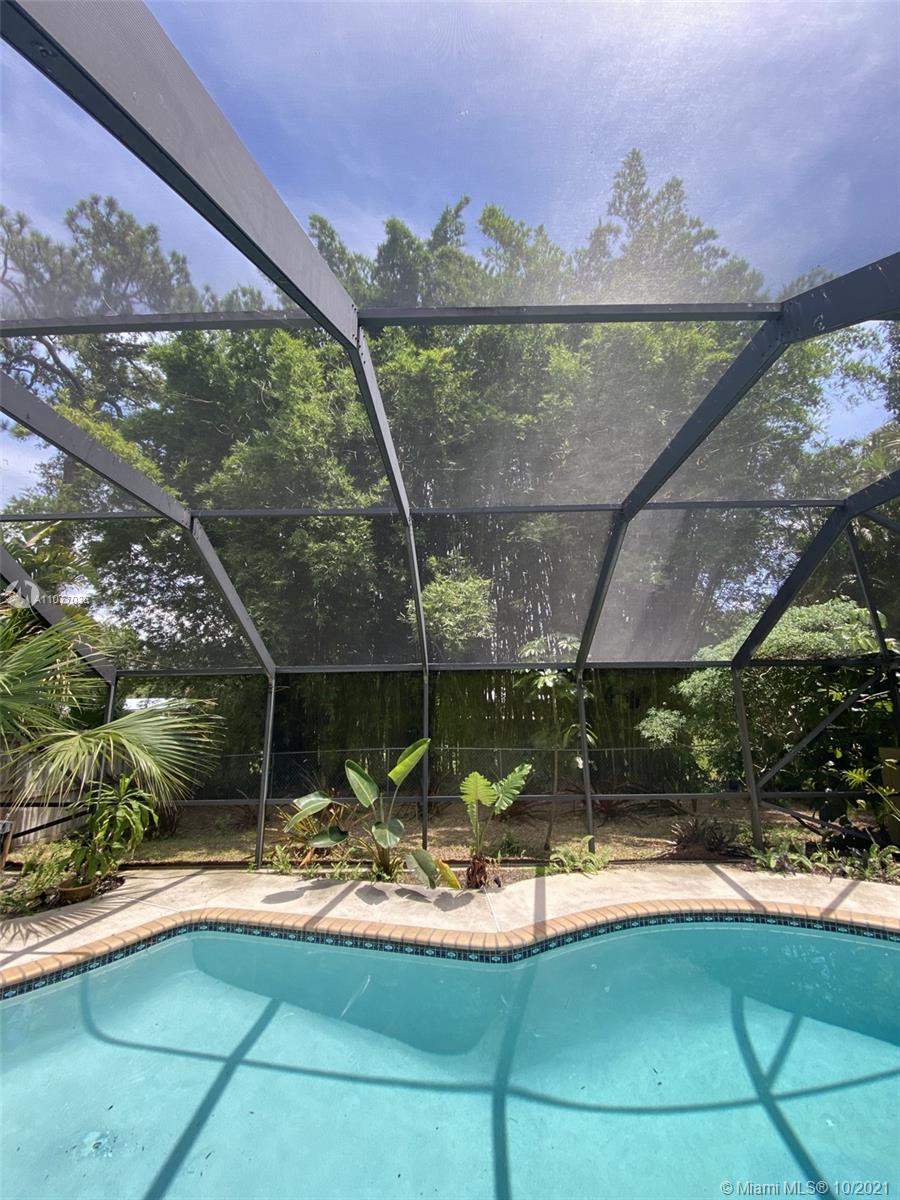 1684 Southwest College Street Stuart, FL 34997 - Photo 2 of 18 Gallery Image 2