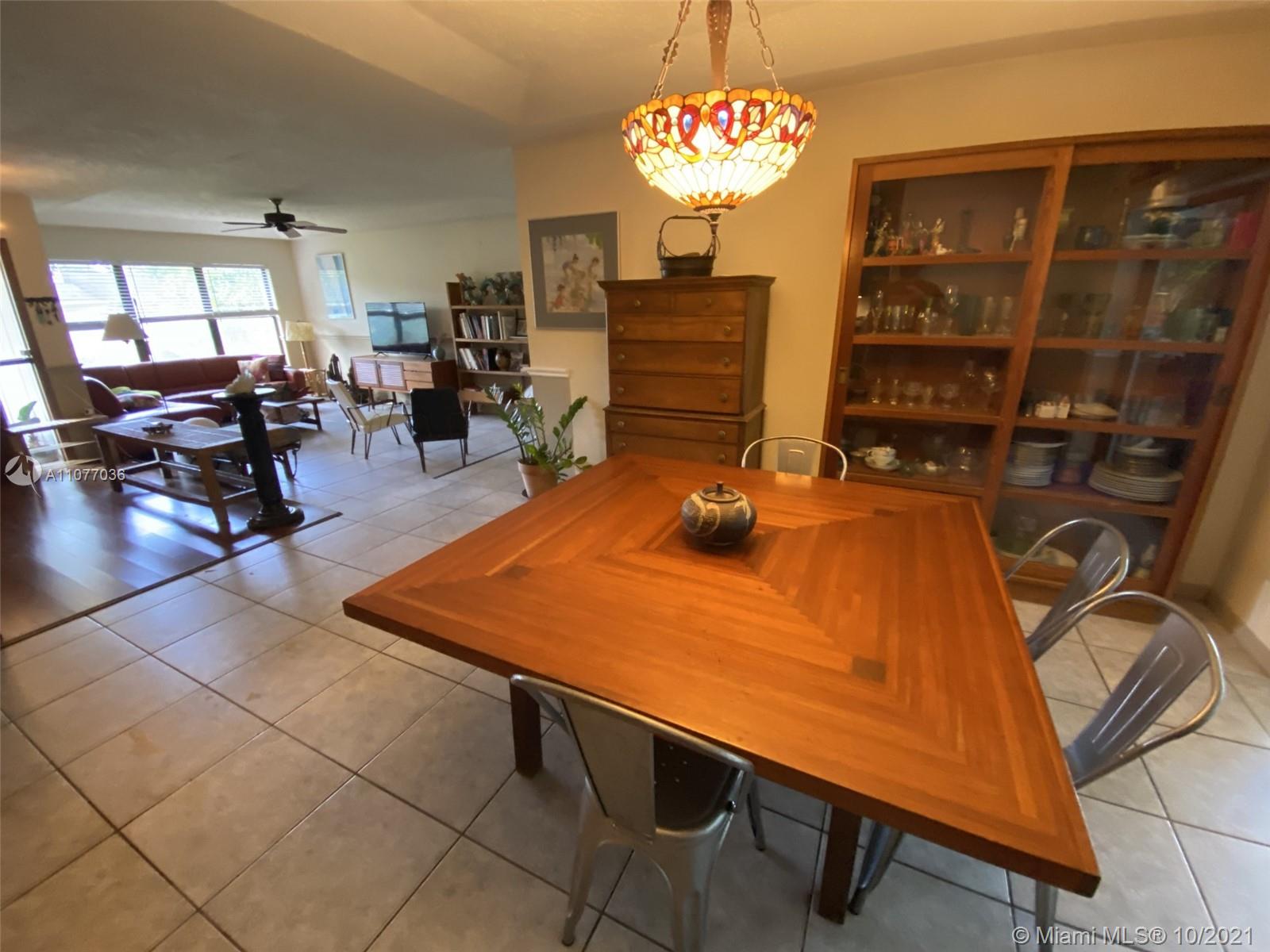 1684 Southwest College Street Stuart, FL 34997 - Photo 5 of 18 Gallery Image 5