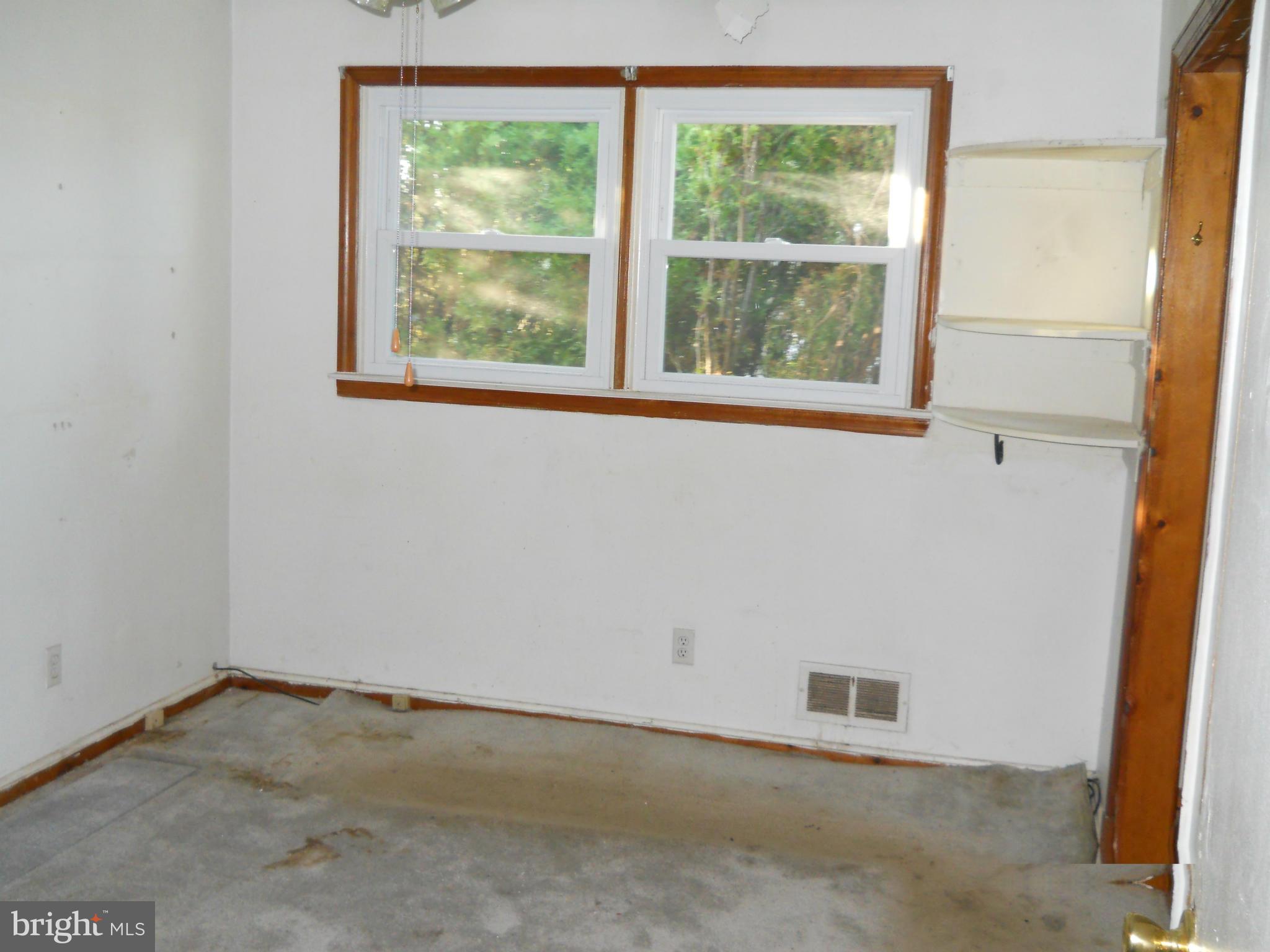 3611 Milford Mill Road Baltimore, MD 21244 - Photo 7 of 13 Bedroom one