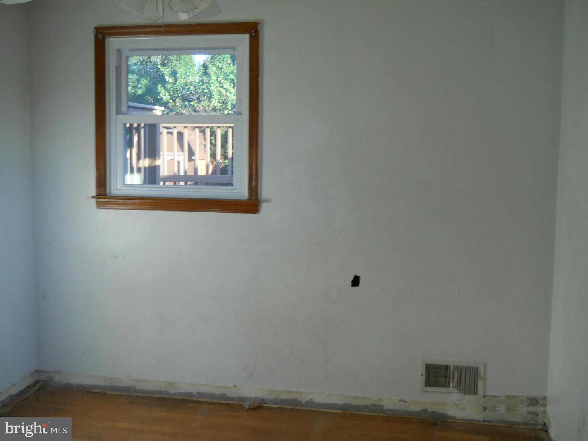 3611 Milford Mill Road Baltimore, MD 21244 - Photo 8 of 13 Bedroom two