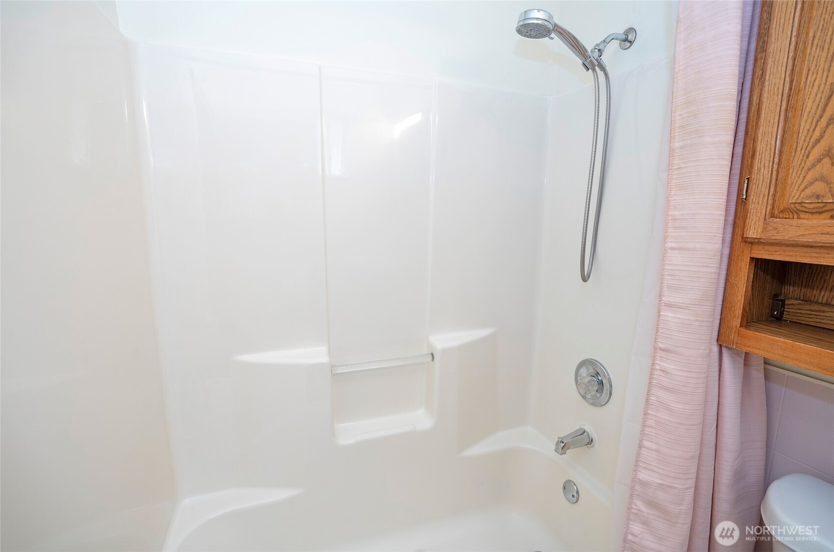 2148 Southeast 8th Drive Renton, WA 98057 - Photo 11 of 30 Gallery Image 11