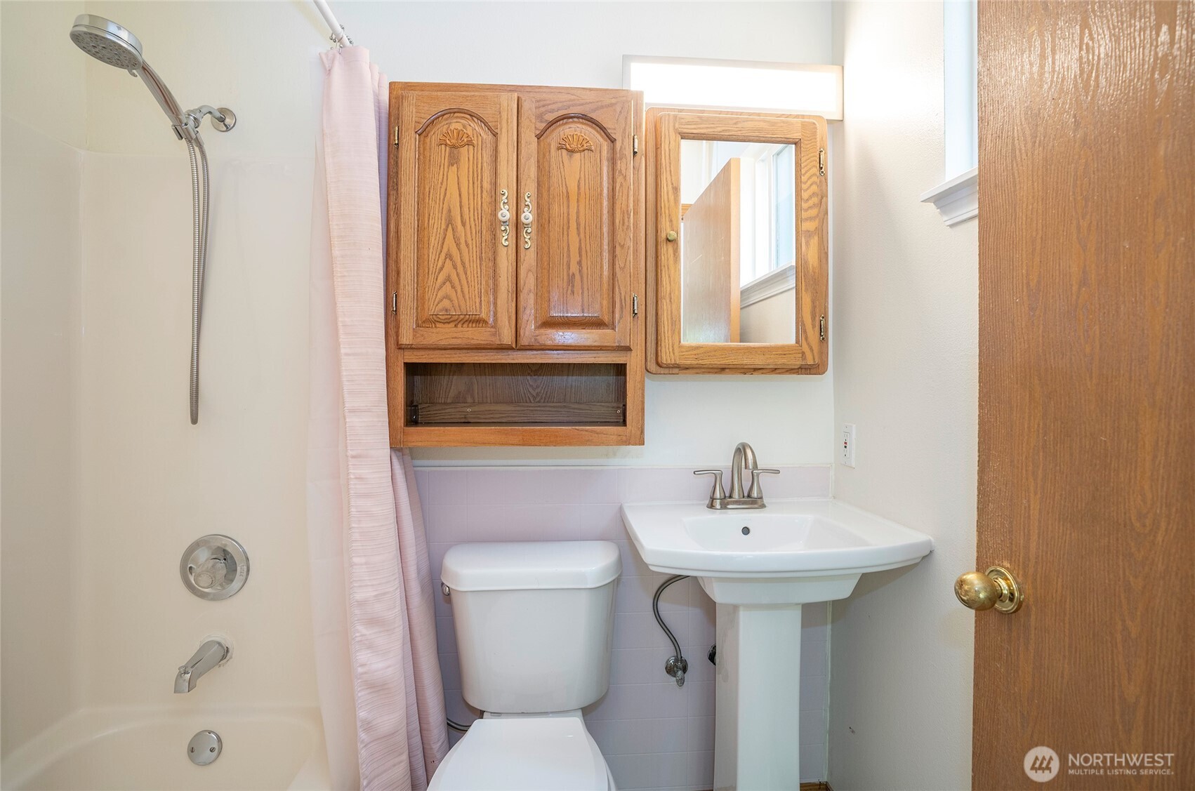 2148 Southeast 8th Drive Renton, WA 98057 - Photo 10 of 30 Gallery Image 10
