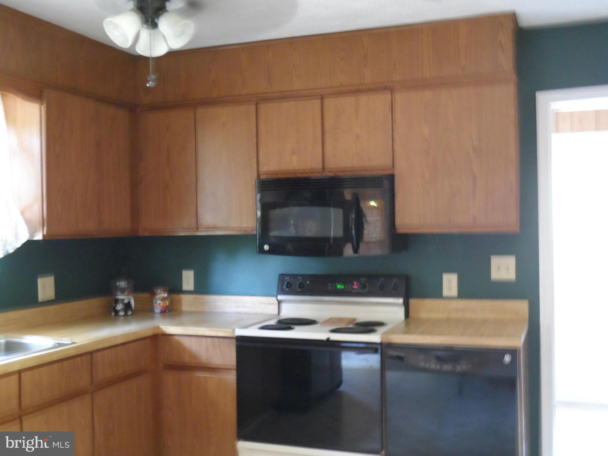7426 Autumn Road Rapidan, VA 22733 - Photo 7 of 22 Kitchen