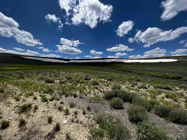 $55,000 | 2 County Road 401 Road, Rawlins, WY 82301