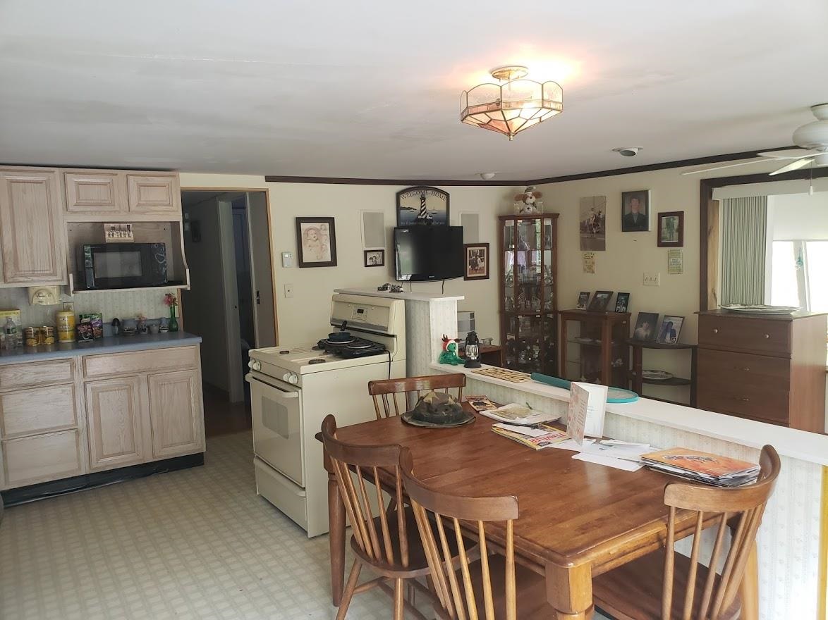 136 Prescott Road Pittsfield, NH 03263 - Photo 6 of 17
