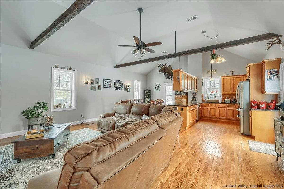 18 Bushwick Road Poughkeepsie, NY 12603 - Photo 8 of 30 Photo 8