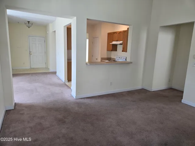 $1,475 | 700 Indica Court, Unit 302, Wilmington, NC 28405