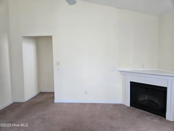 $1,450 | 700 Indica Court, Unit 302, Wilmington, NC 28405