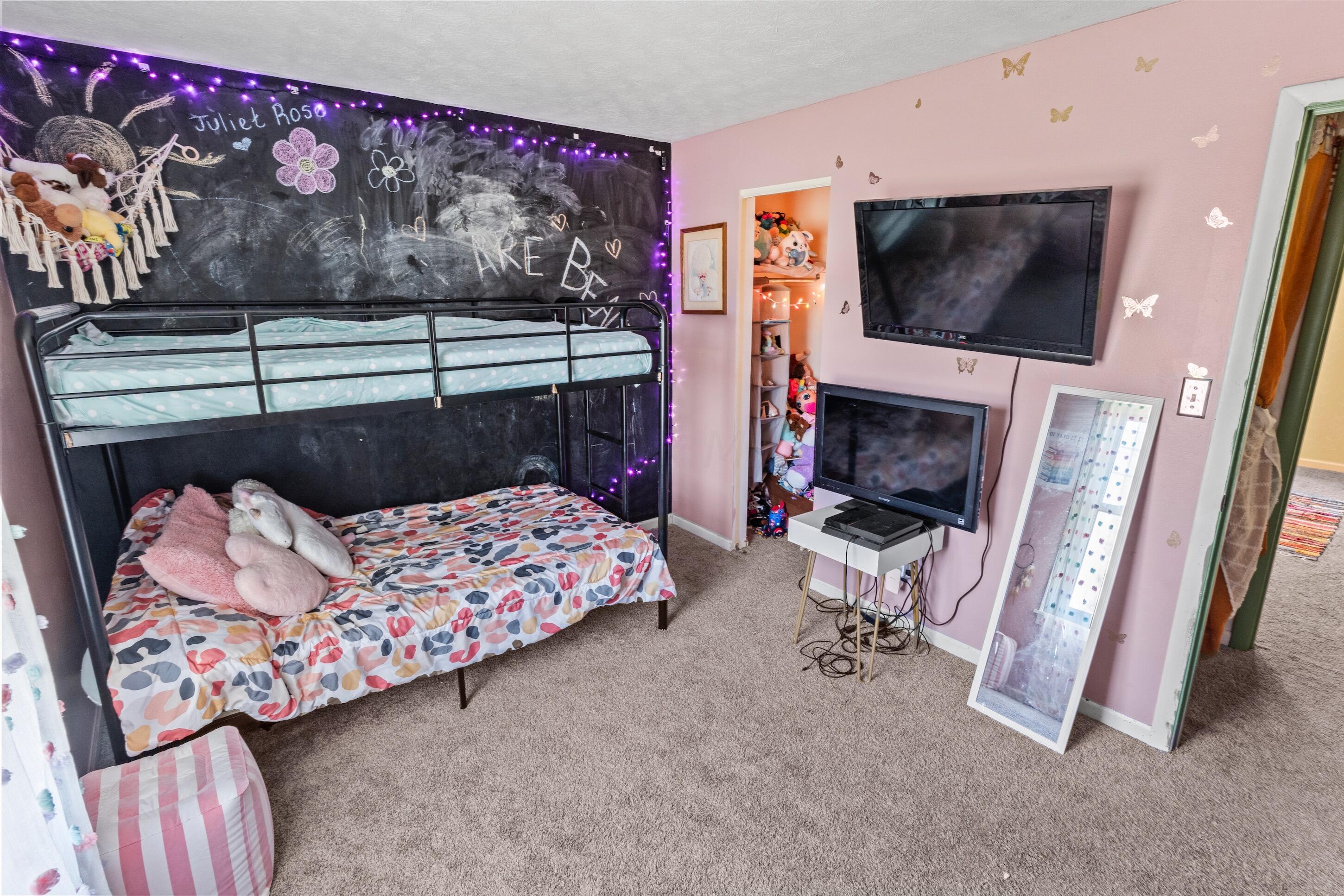 475 Dunkle Road Circleville, OH 43113 - Photo 17 of 27 Bedroom 2
