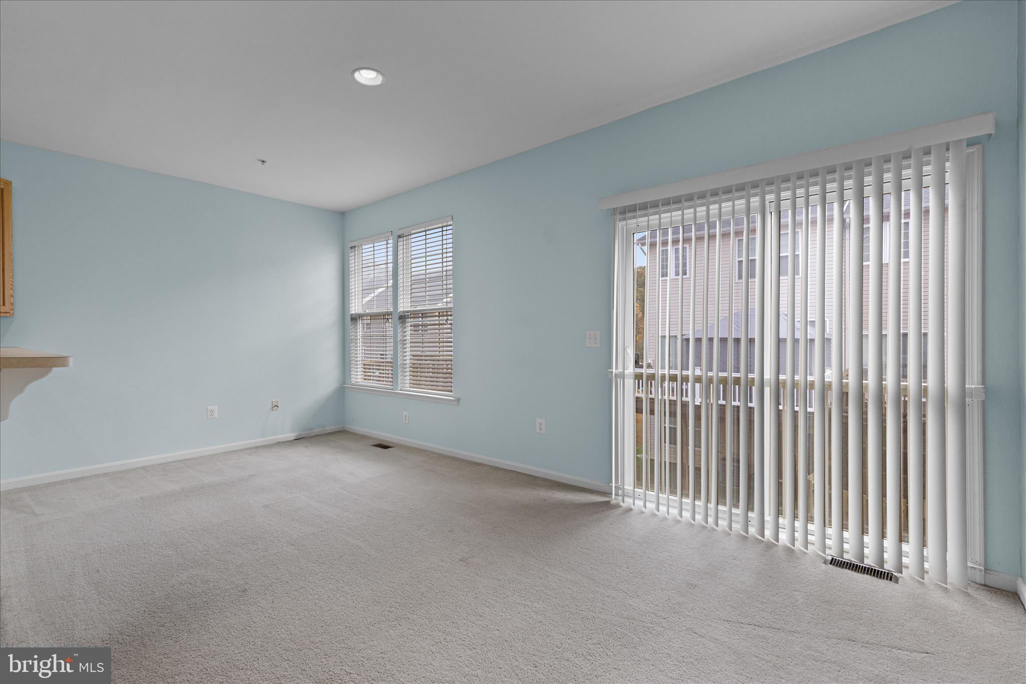 22742 Bayside Way California, MD 20619 - Photo 15 of 33 a view of an empty room with a window