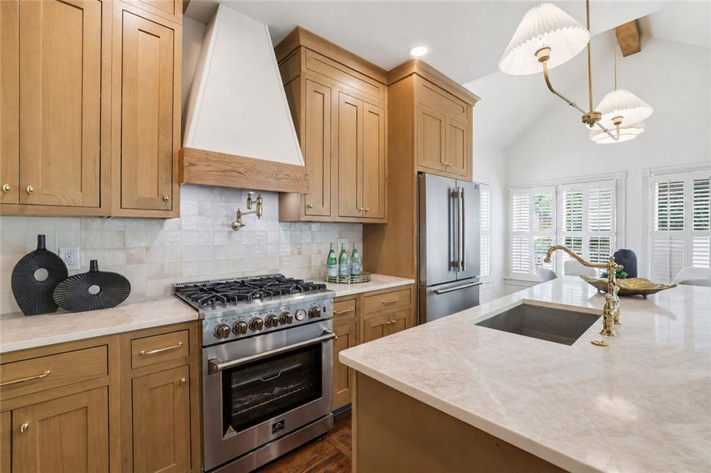 5348 Greenland Road Northeast Sandy Springs, GA 30342 - Photo 22 of 74