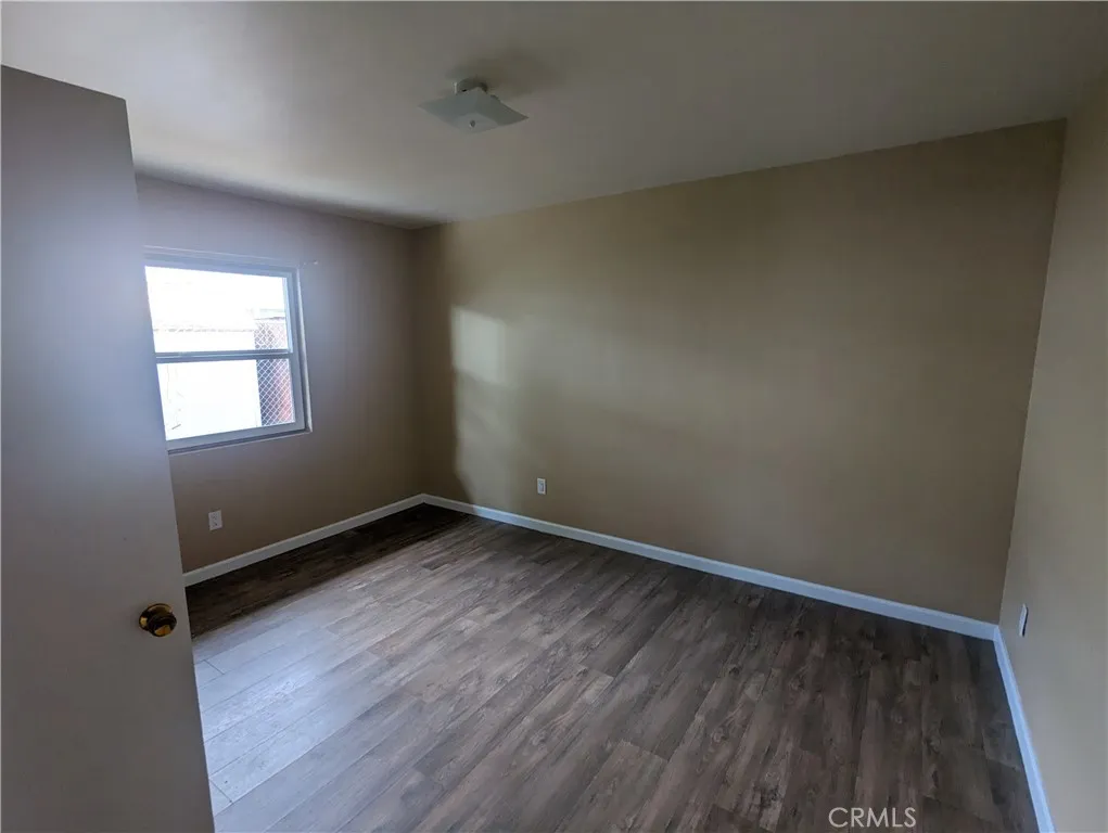 9330 Saffron Court Riverside, CA 92503 - Photo 16 of 21 9332 bedroom 1