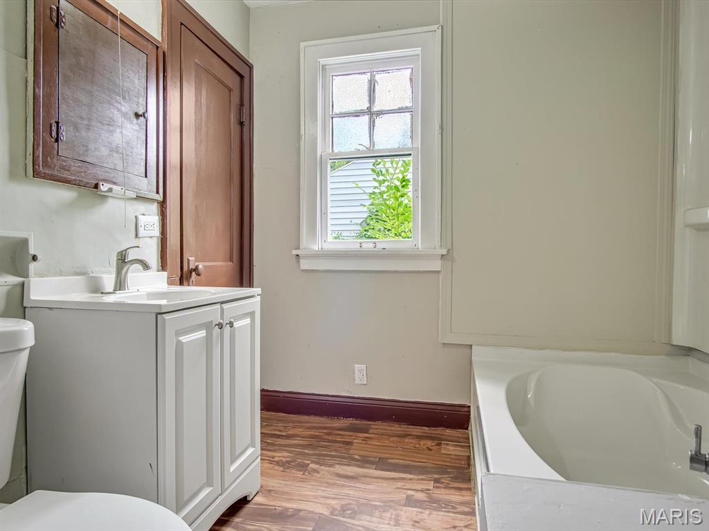 5611 Hallows Avenue East St. Louis, IL 62204 - Photo 7 of 7