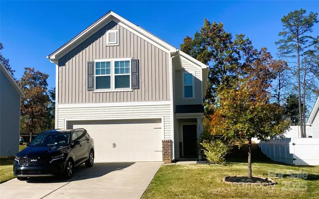 a house view with a outdoor space