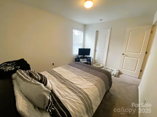 $316,900 | 848 Georgia Oak Lane, Landis, NC 28088