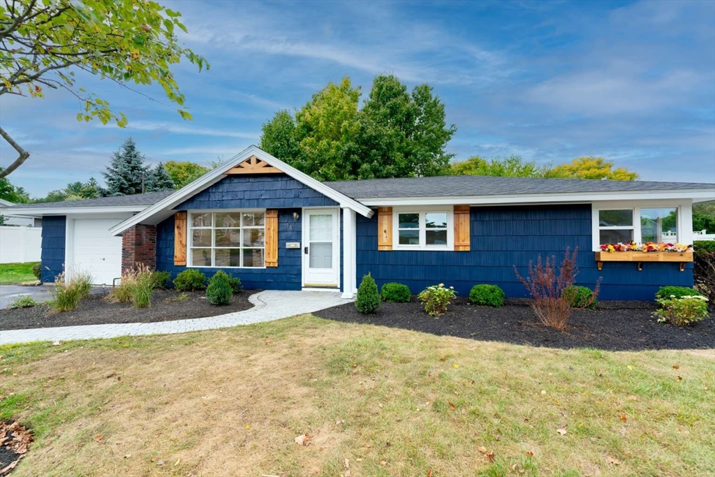 14 Waterhouse Road Stoneham, MA 02180 - Photo 1 of 20 Gallery Image 1