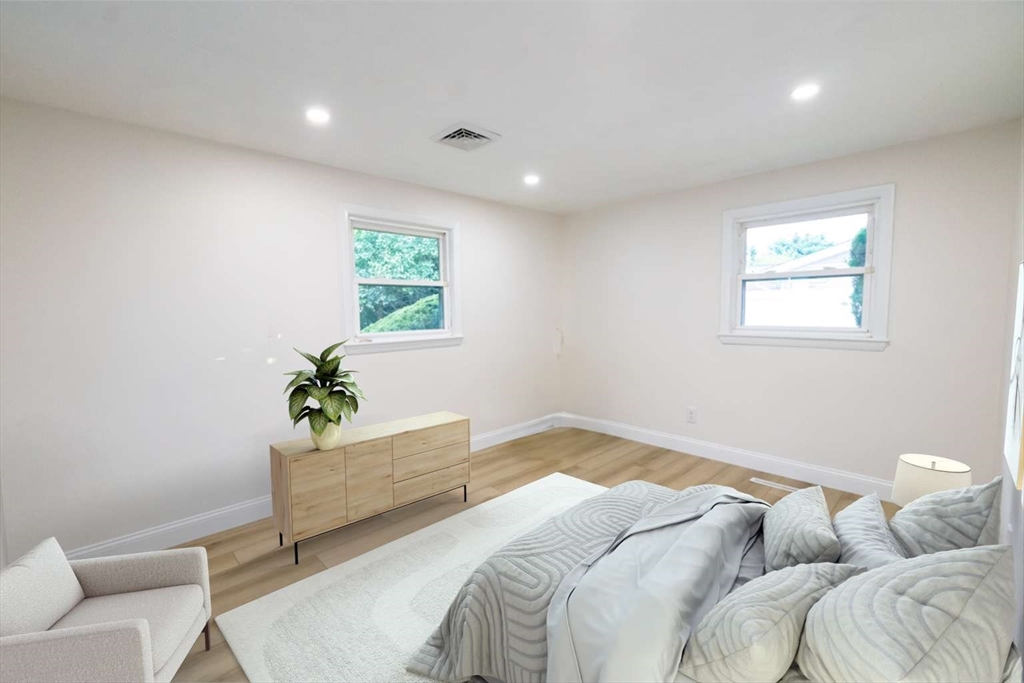 14 Waterhouse Road Stoneham, MA 02180 - Photo 14 of 20 Gallery Image 14