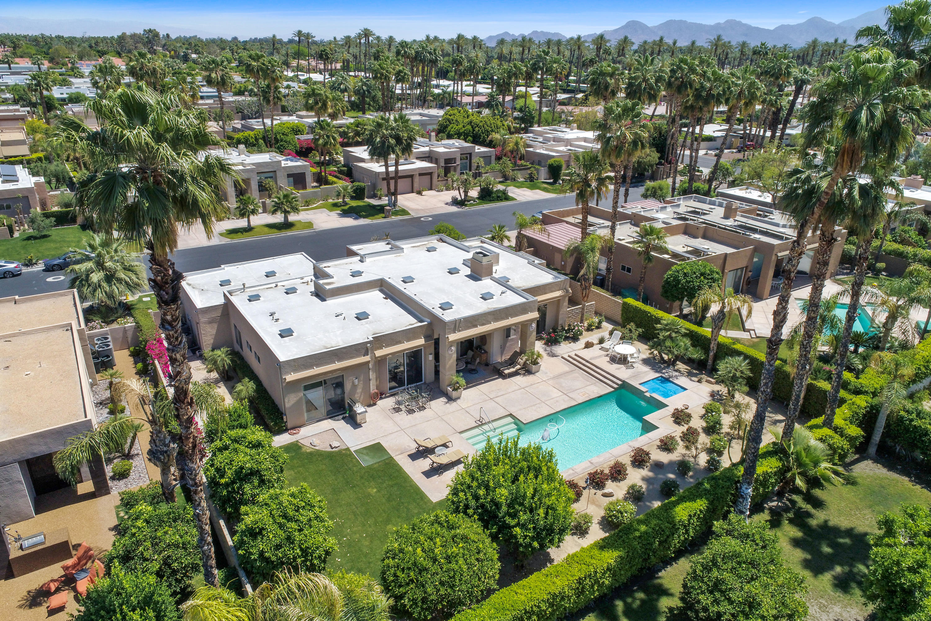 3 Silver Circle Rancho Mirage, CA 92270 - Photo 31 of 34 an aerial view of a house with a yard