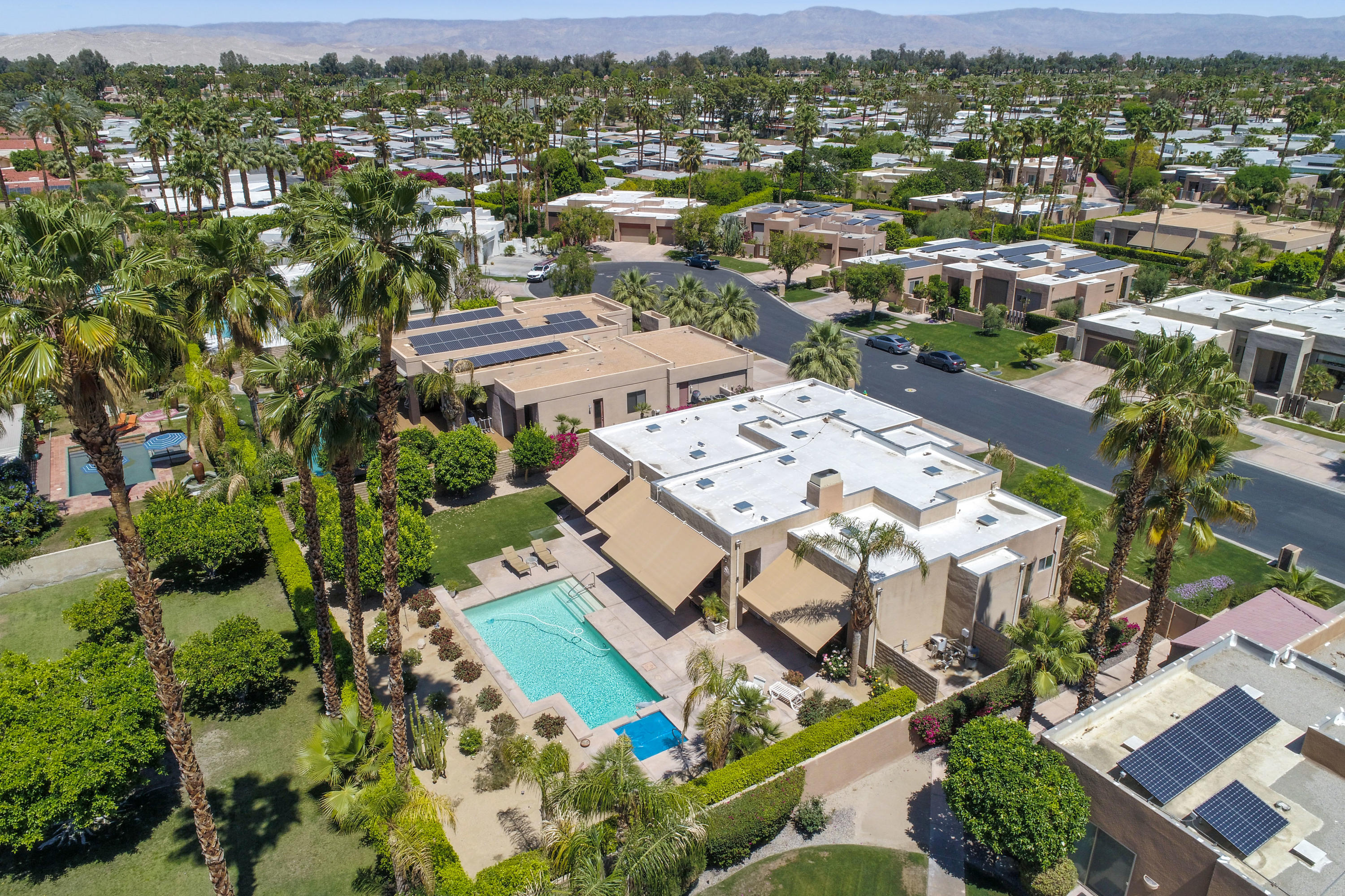 3 Silver Circle Rancho Mirage, CA 92270 - Photo 33 of 34 an aerial view of residential houses with outdoor space