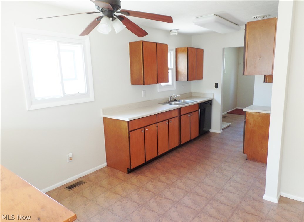 4802 Marigold Road Mentor, OH 44060 - Photo 15 of 27 Gallery Image 15