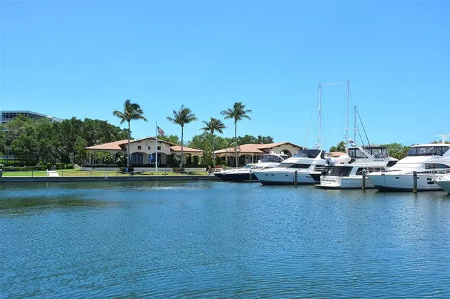 $8,000 | 2369 Harbour Oaks Drive, Longboat Key, FL 34228