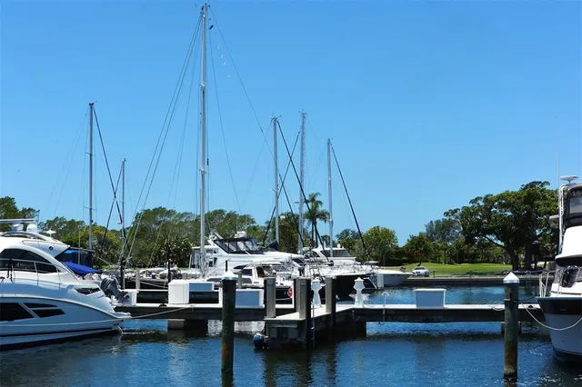 $8,000 | 2369 Harbour Oaks Drive, Longboat Key, FL 34228