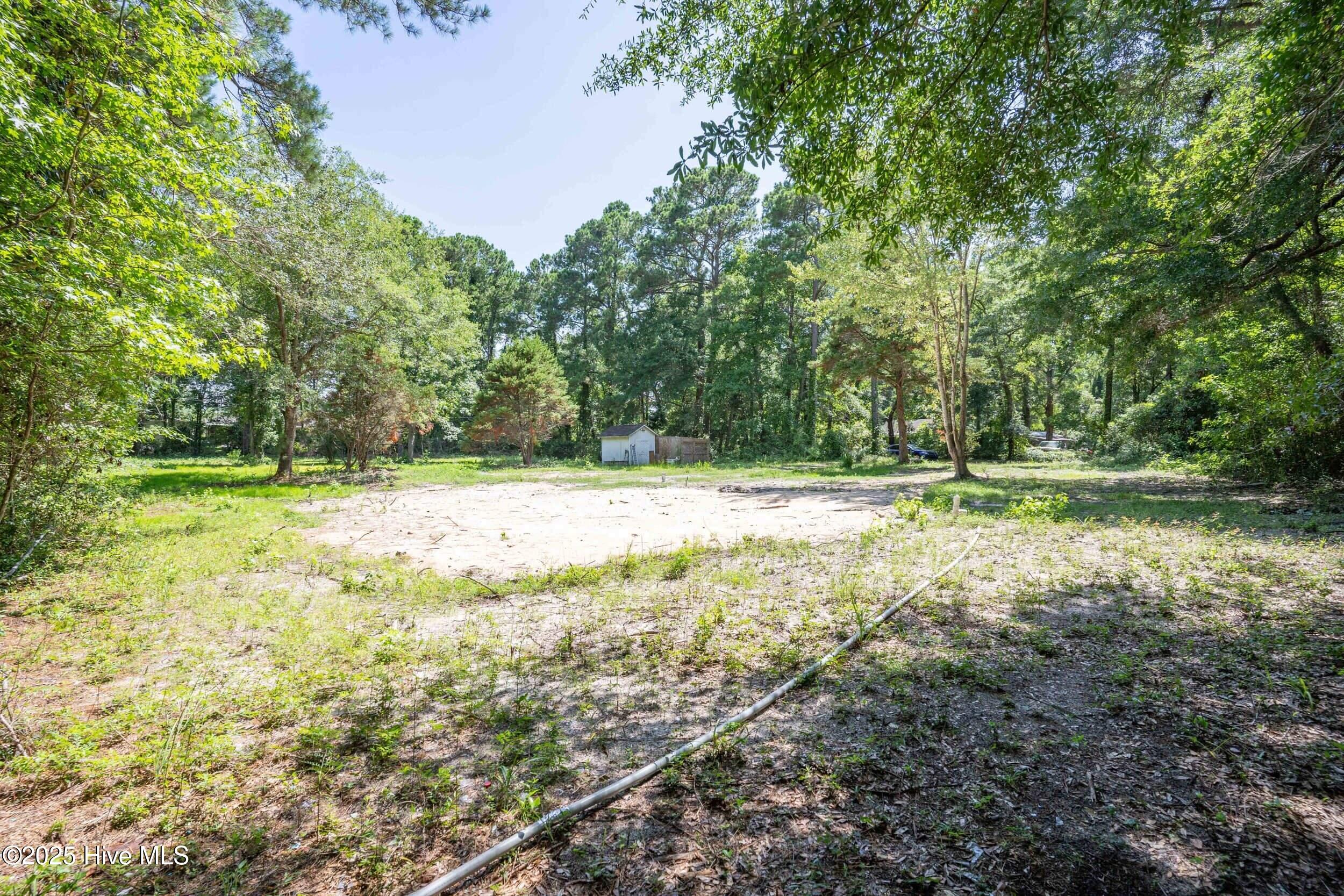 1305 Burnett Road Wilmington, NC 28409 - Photo 9 of 16 Kelly U -15