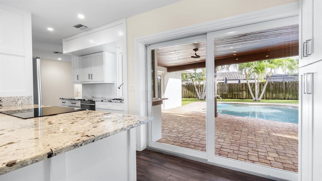 1041 Southwest 4th Street Boca Raton, FL 33486 - Photo 12 of 26 GetMedia (8)