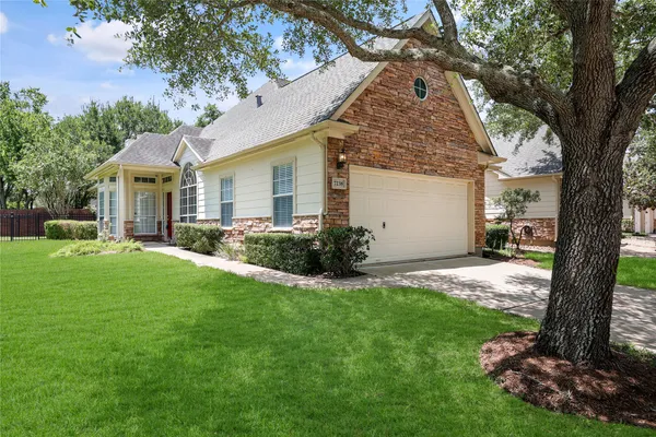 $305,000 | 7238 Welshwood Lane, Sugar Land, TX 77479