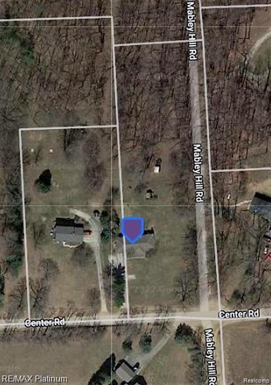 11503 Center Road Fenton, MI 48430 - Photo 3 of 25